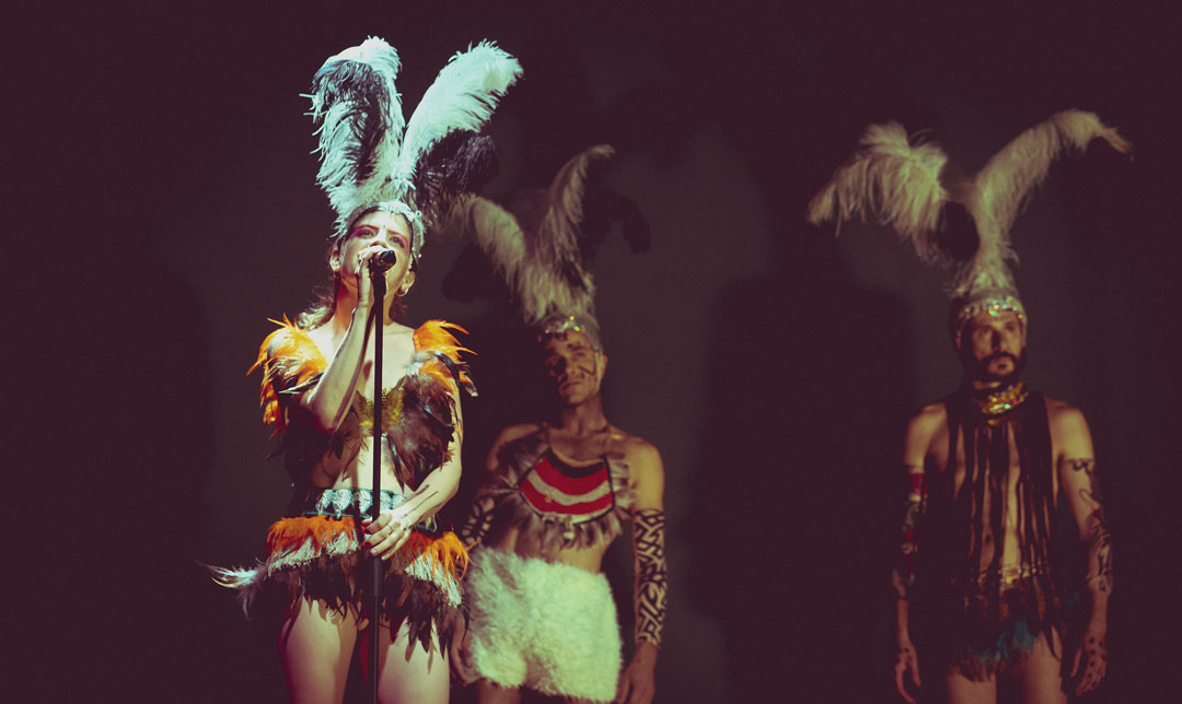 Amazing Performance 4